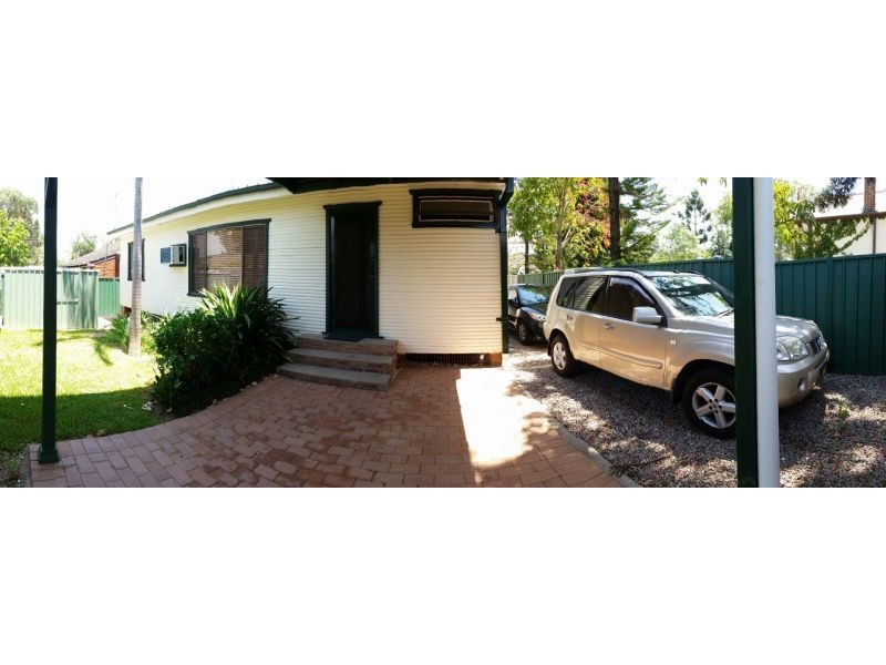 42 Cumberland Road, Ingleburn NSW 2565