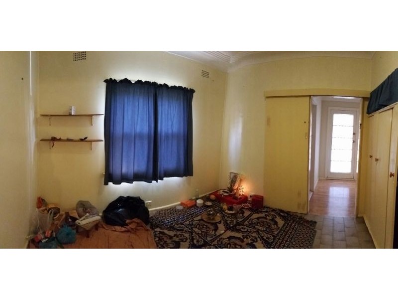 42 Cumberland Road, Ingleburn NSW 2565