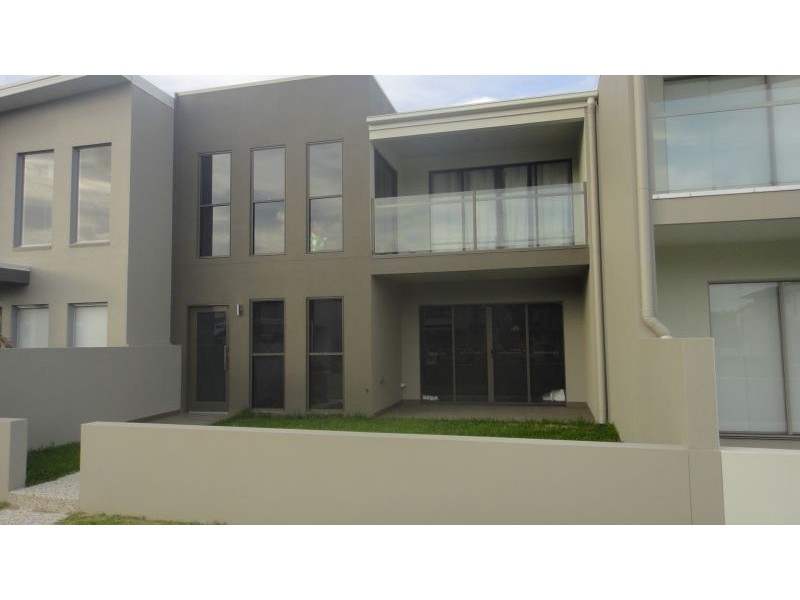 6 Almaden Lane, Maroochydore QLD 4558