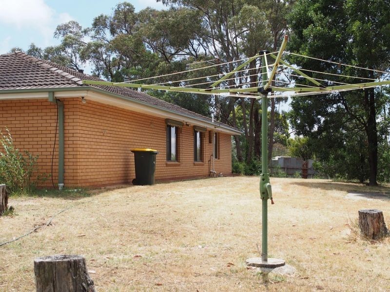 13 Western Avenue, Hepburn VIC 3461