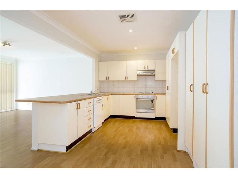 24 Oriole Street, Glenmore Park NSW 2745