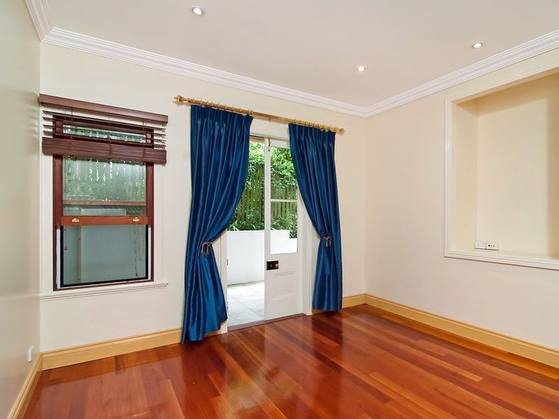 11a Dart Street, Auchenflower QLD 4066