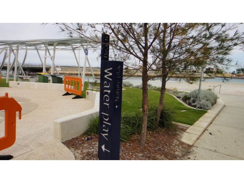 42 Socrates Parade, North Coogee WA 6163