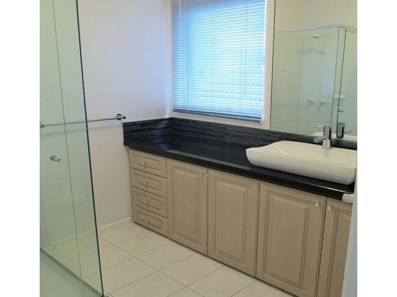 10 Sarah Street, Black Rock VIC 3193