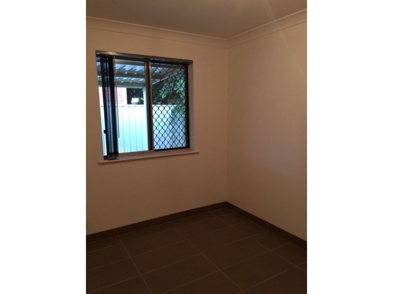 6 Bavich Rd, Armadale WA 6112