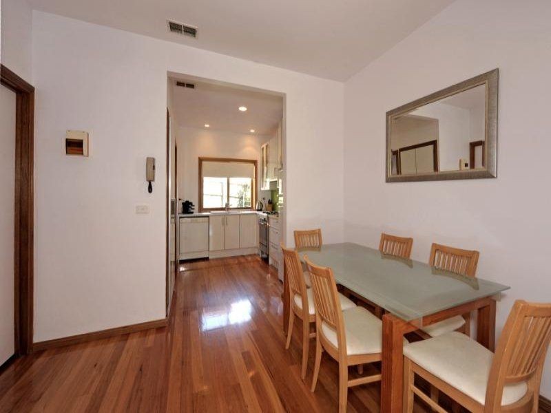 2/52 Banksia Street, Heidelberg VIC 3084