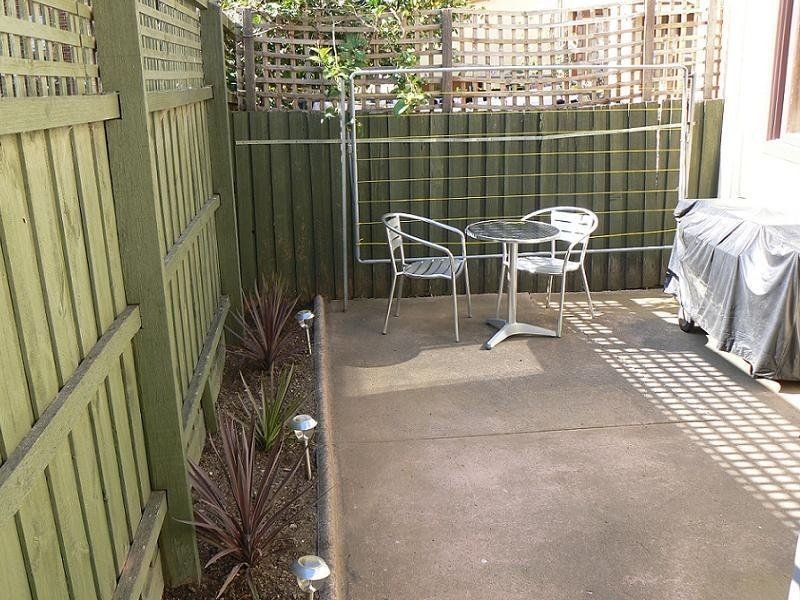 2/52 Banksia Street, Heidelberg VIC 3084