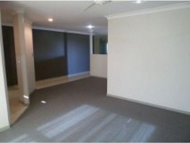 153 Ibis Blvd, Eli Waters QLD 4655