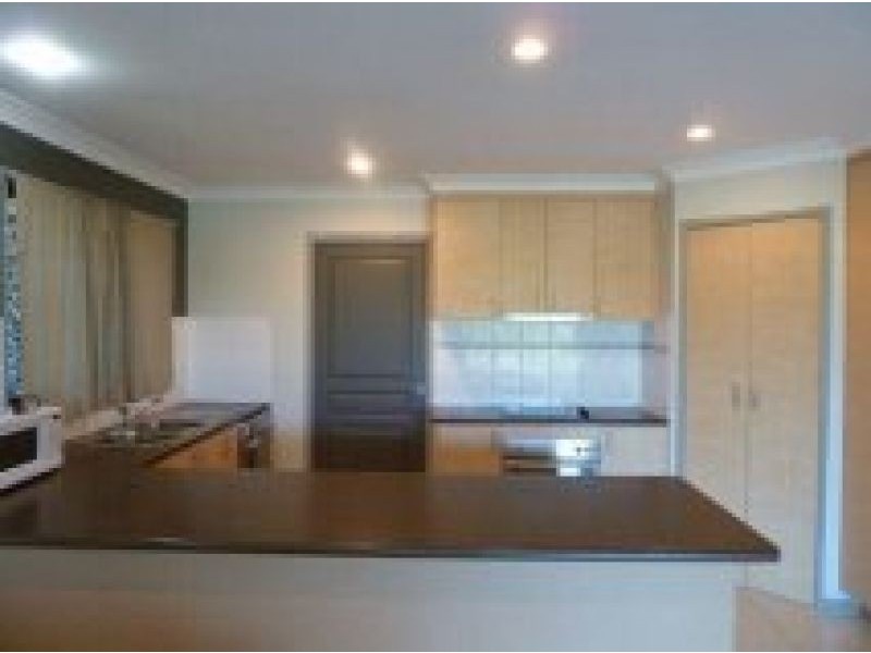 153 Ibis Blvd, Eli Waters QLD 4655