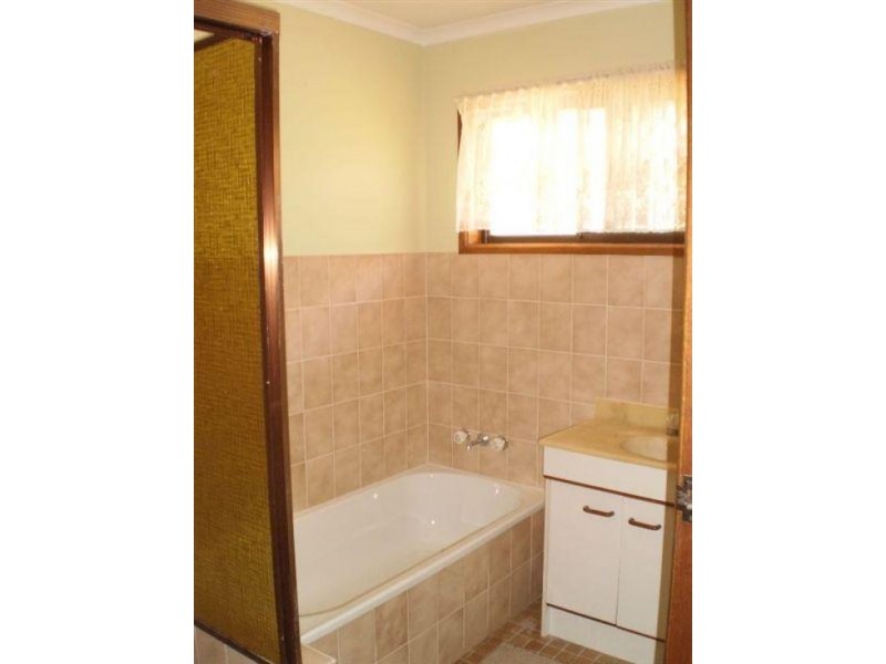 18 Dunns Terrace, Scarborough QLD 4020