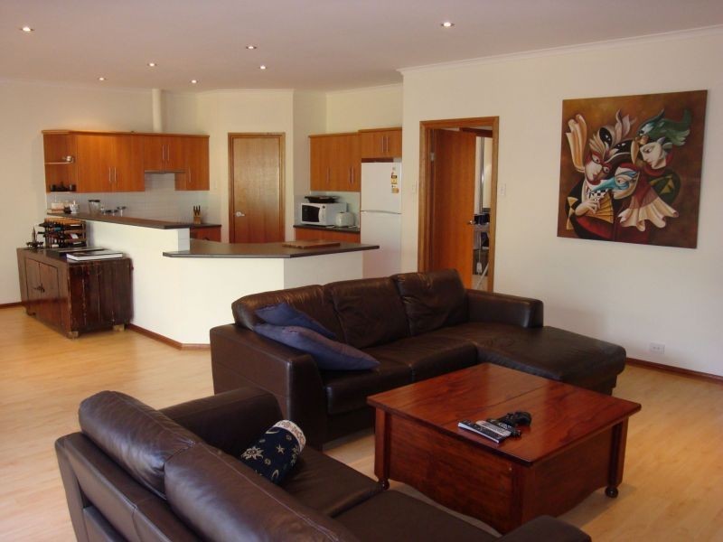 13 The Mews, Mawson Lakes SA 5095