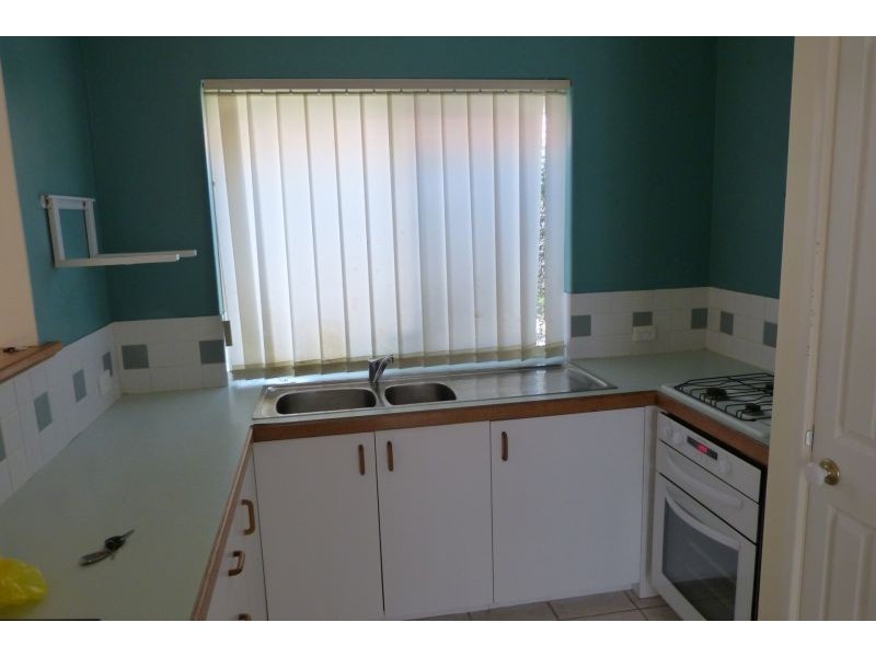 3/6 Groves Ave, Attadale WA 6156