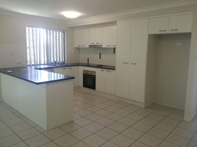 27 Juniper Street, Heathwood QLD 4110