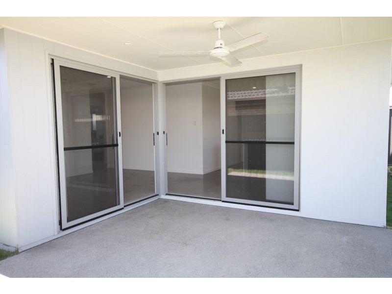7 Haslewood Cres, Meridan Plains QLD 4551