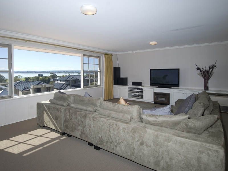 4 Doongalla Road, Attadale WA 6156