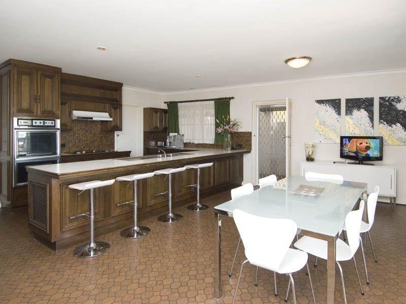 4 Doongalla Road, Attadale WA 6156