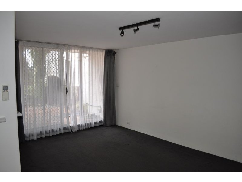 1/12 Wall Street, Maylands WA 6051