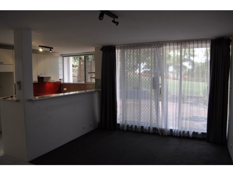 1/12 Wall Street, Maylands WA 6051