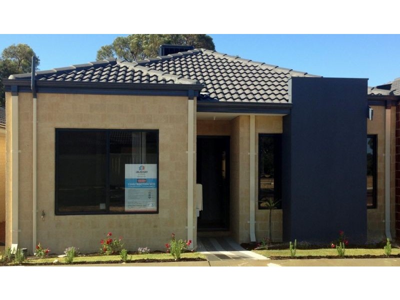 35 Kerkeri Heights, Lakelands WA 6180