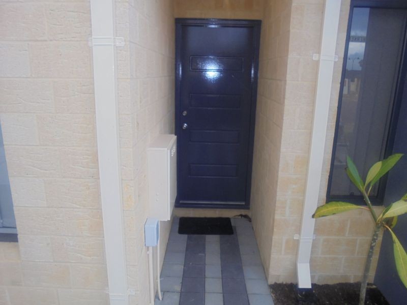 35 Kerkeri Heights, Lakelands WA 6180