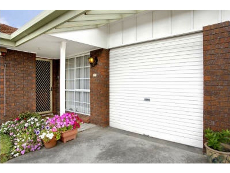 2/44 Crestmoor Dr, Highton VIC 3216