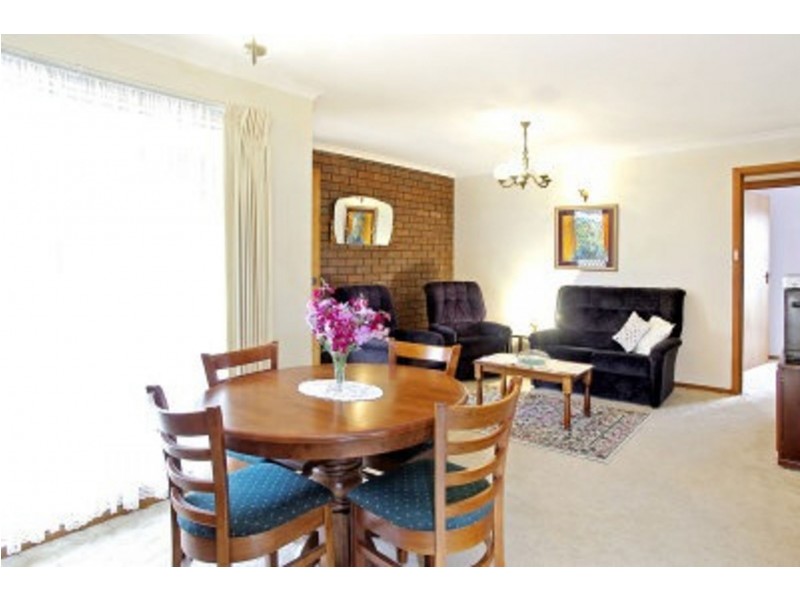 2/44 Crestmoor Dr, Highton VIC 3216