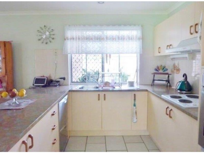 10 Bloodwood Court, Kawungan QLD 4655