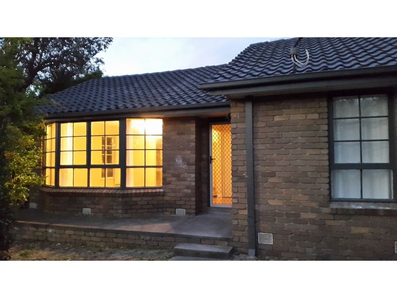 100 Railway Parade, Seaford VIC 3198