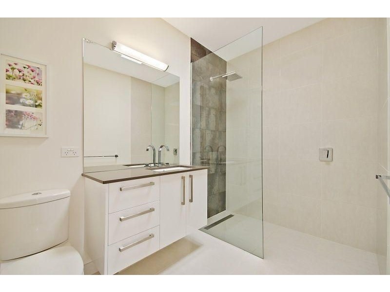 2/58-60 Lochard Drive, Torquay VIC 3228