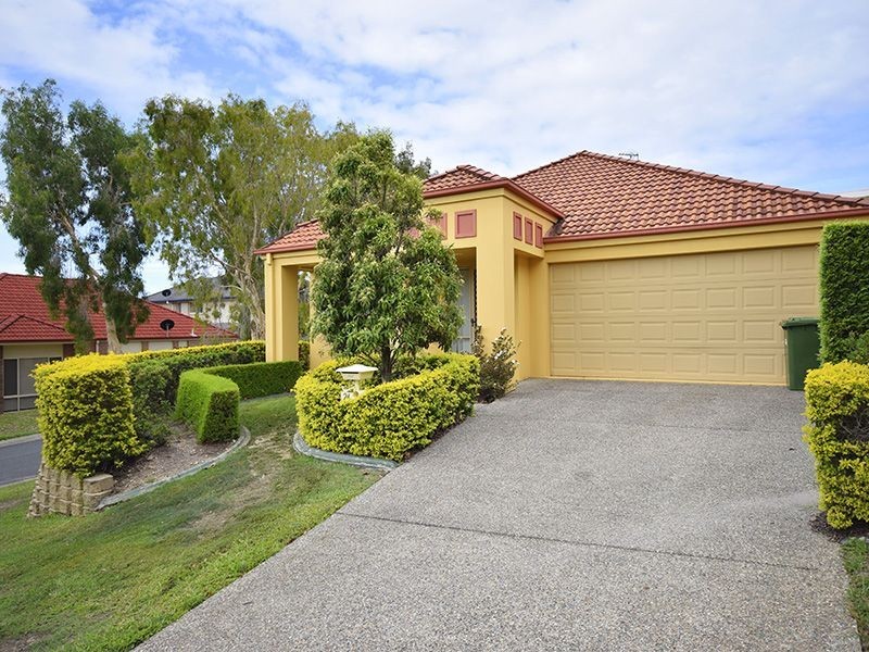 24 Hillridge Crescent, Varsity Lakes QLD 4227