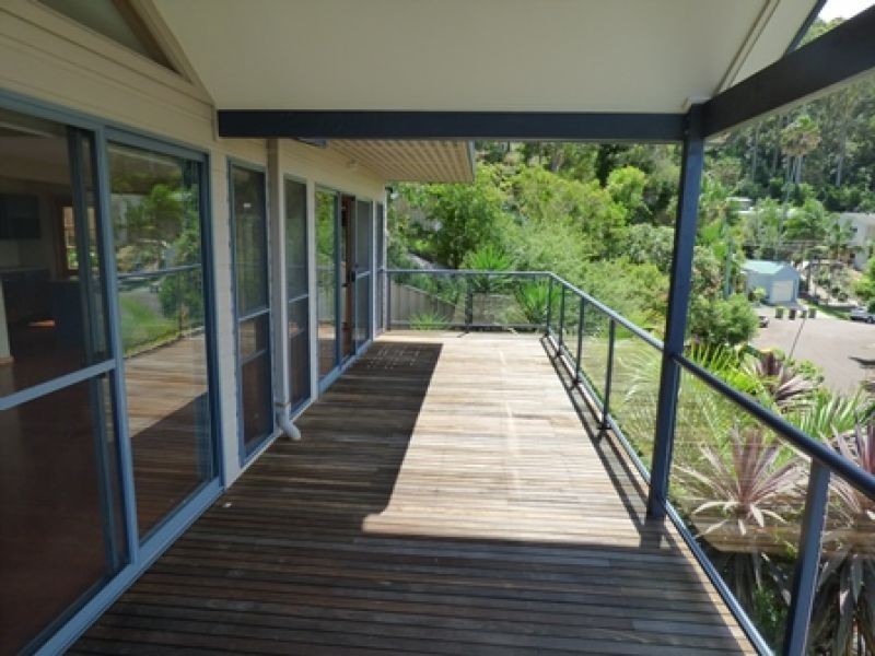 27 Coreen Drive, Wamberal NSW 2260