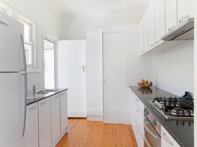 7 Brown St, Forestville NSW 2087