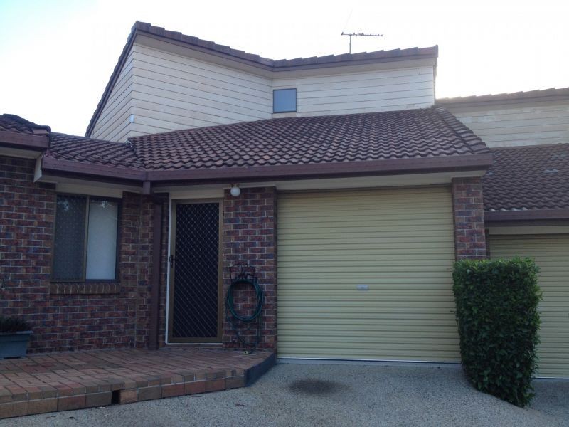 Unit 4,/93-95 Barbaralla Drive, Springwood QLD 4127