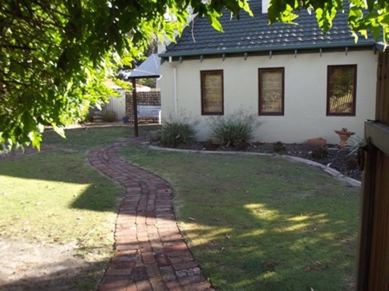 25 Wethered Street, Leeming WA 6149