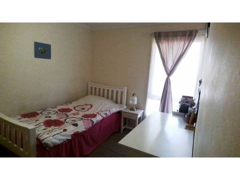 4 Peacock Road, Elizabeth Downs SA 5113