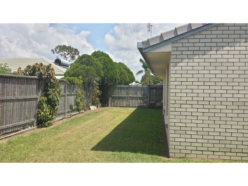 32 Michelle Drive, Point Vernon QLD 4655
