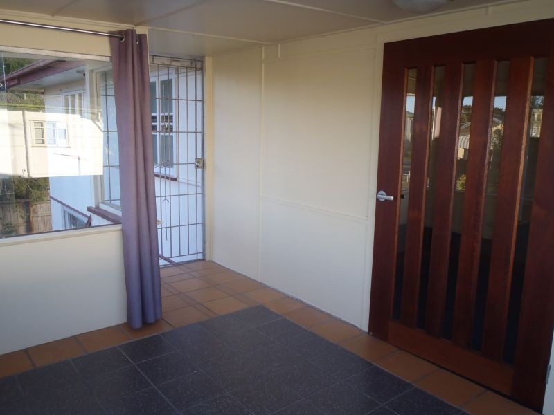 17 Central St, Labrador QLD 4215