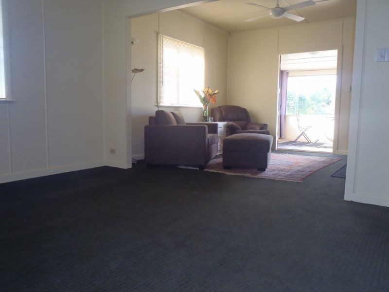 17 Central St, Labrador QLD 4215