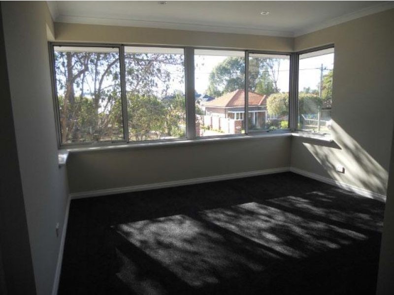1/110 Leake Street, Belmont WA 6104