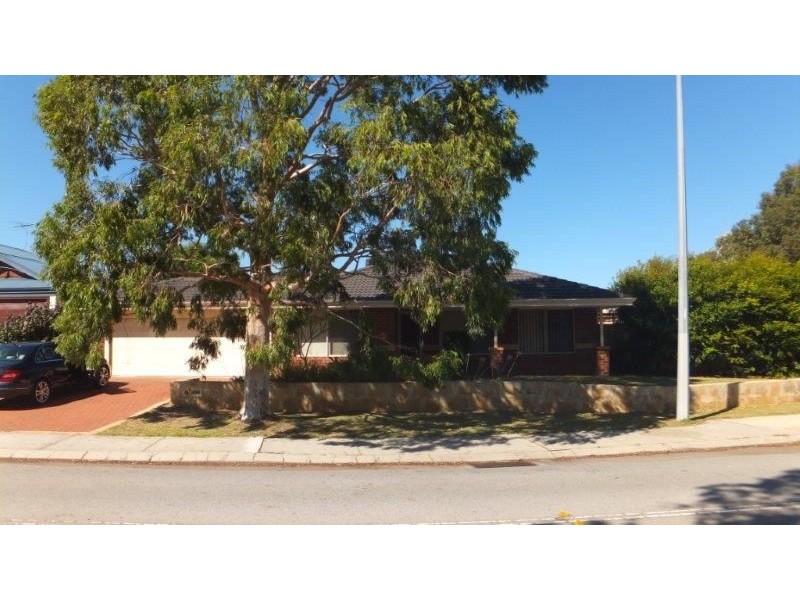 76 St Stephens Crescent, Tapping WA 6065