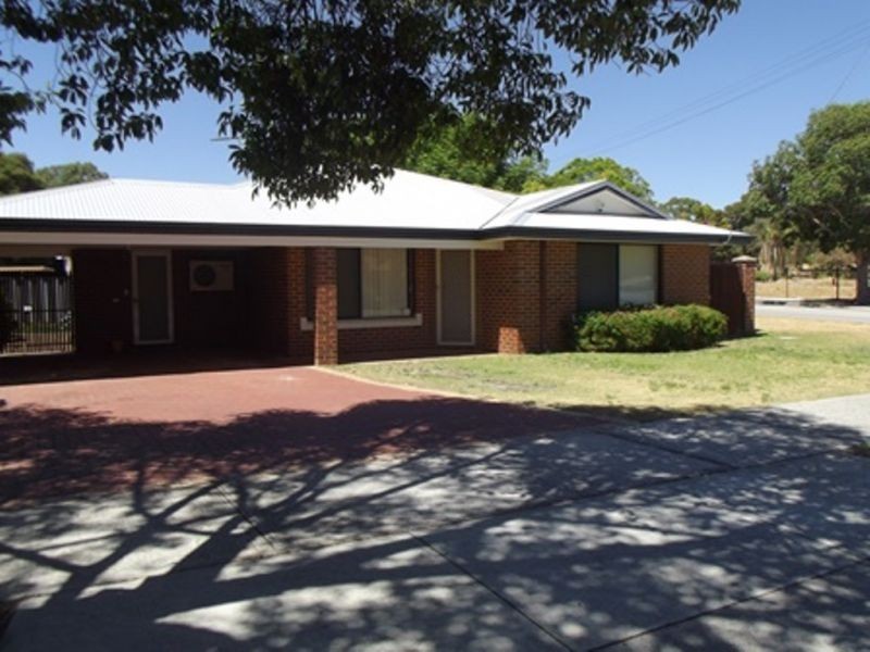 62 Pitt Street, St James WA 6102