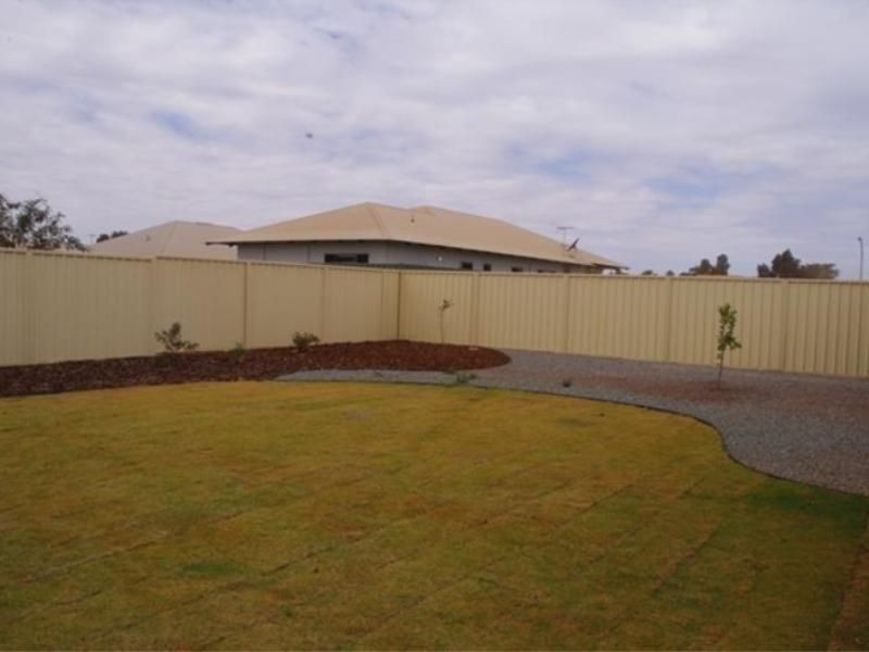 20 Homestead Ramble, Newman WA 6753