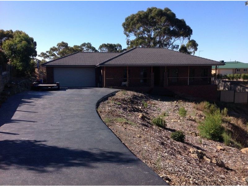 8 Tenni Close, Broadford VIC 3658