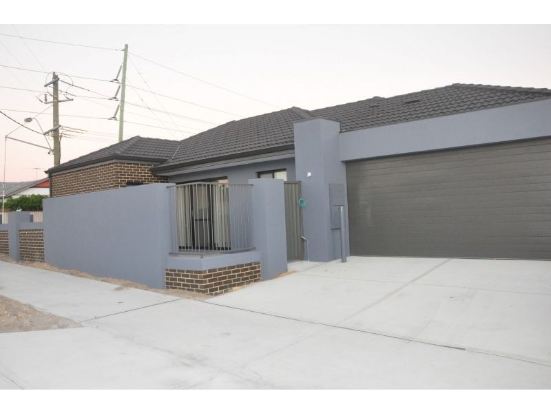 1 Stephen St, Queens Park WA 6107