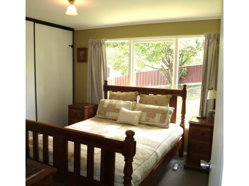 2 Valley Rd, Collinsvale TAS 7012