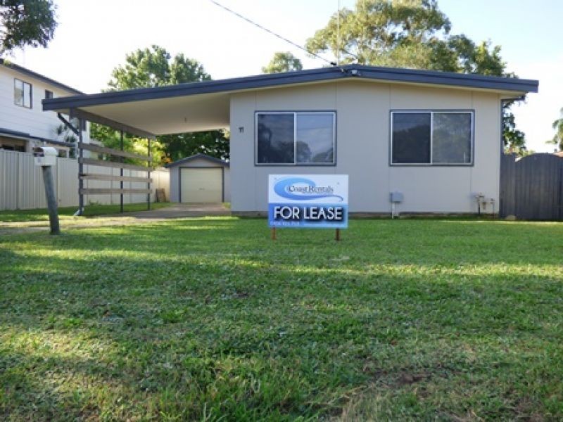 11 Emerald Place, Berkeley Vale NSW 2261