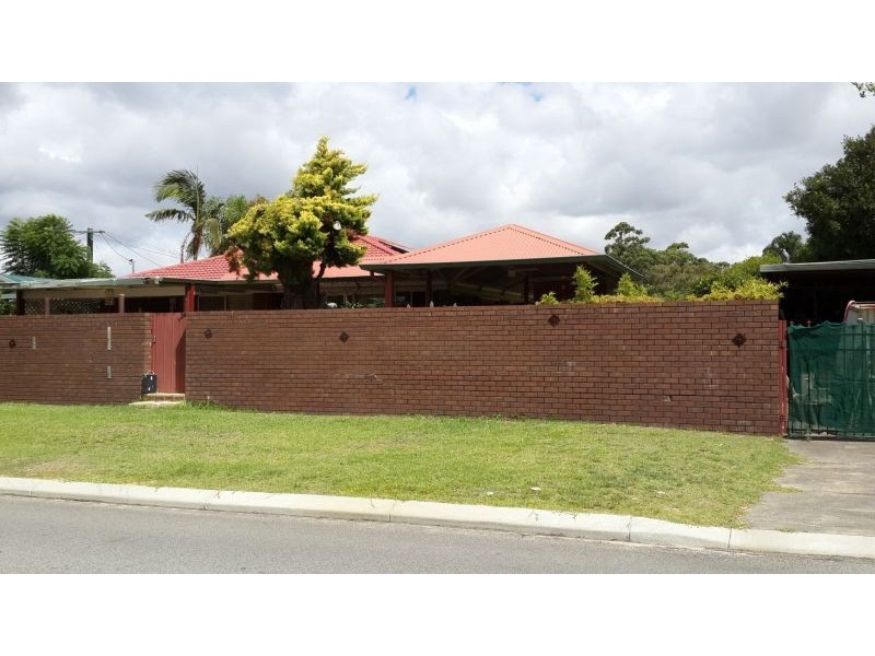 1 Essington St, Huntingdale WA 6110