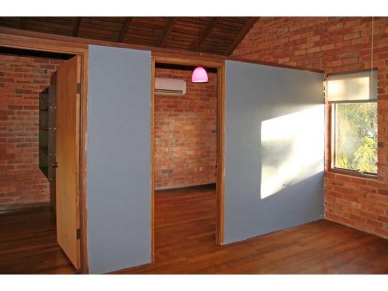 2a Raphael Street, Subiaco WA 6008