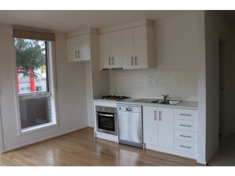 4/23 Pickett Street, Footscray VIC 3011