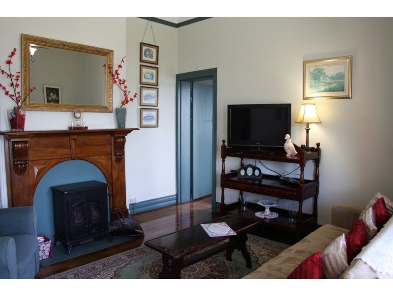 Avena/2 Hillside Crescent, Launceston TAS 7250